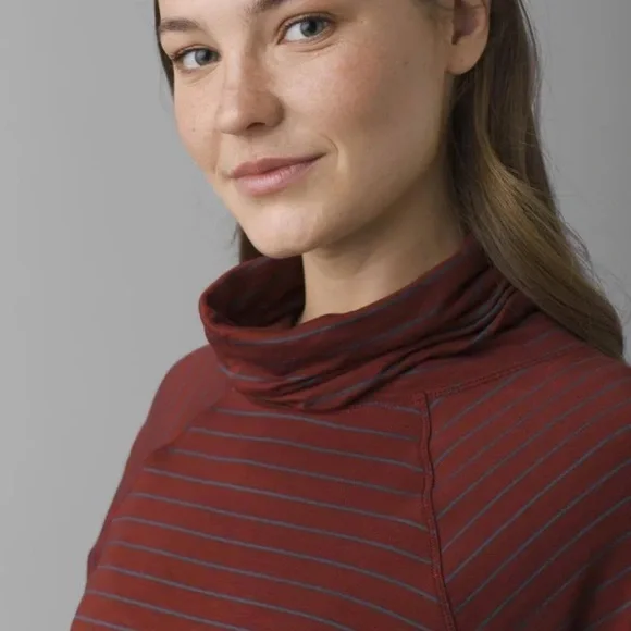 NWT Prana‎ Women’s Sol Protect Turtleneck Relaxed Fit Soft Stretch Fall Winter - Picture 2 of 9